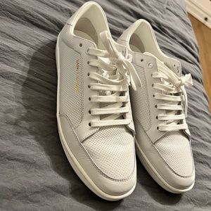 Yves Saint Laurent Low Sneakers